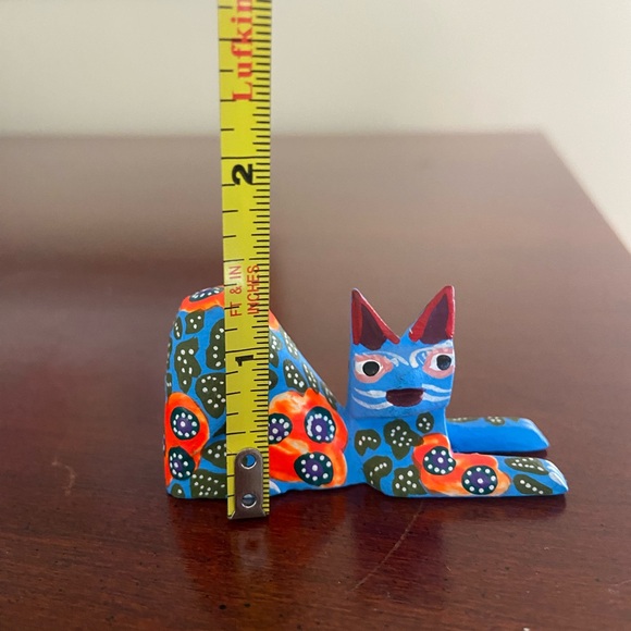 Whimsical Miniature Vintage Oaxacan Alebrije Carved Wooden Cat - Picture 7 of 7